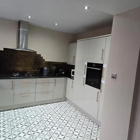 Holiday home Stylish In Leeds (West Yorkshire)
